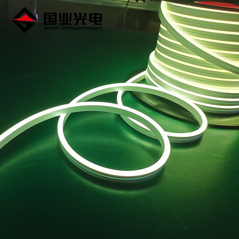 Neon zolaq işığında yayan və yan görünüşü yuxarı görüntünün mənası nədir?